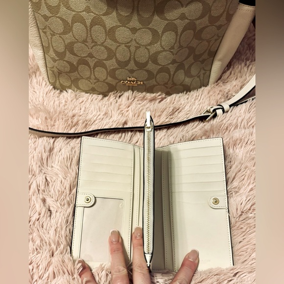 COACH Cream/Jacquard Leather Pennie Shoulder Bag & matching wallet - Picture 12 of 13